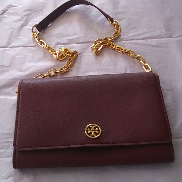 7x's HOST PICK TORY BURCH BURGUNDY SAFFIANO SHIRAZ LEATHER,7.5"x5'x1",23… - Picture 1 of 11